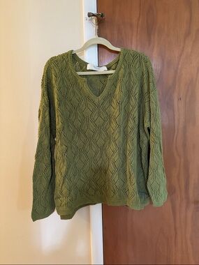 Peace Love World size xl Olive Open-Knit V-Neck Sweater